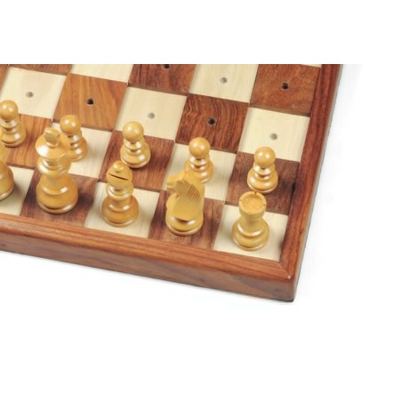 Jeu d'échecs pour personnes malvoyantes