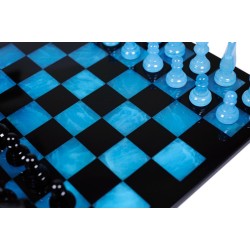 Jeu d'échecs en albâtre bleu